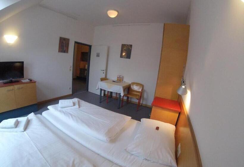 4인용 스탠다드 룸, Haus Mobene   Hotel Garni