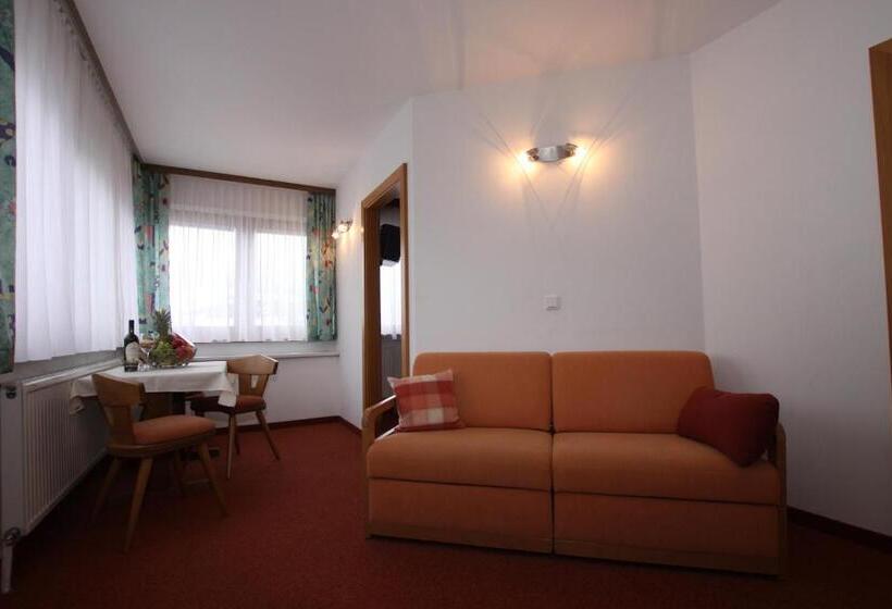 Апартаменты 1 Спальня, Garni Tirol