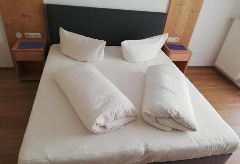 Номер Стандарт, Frühstückspension Gschwandthof