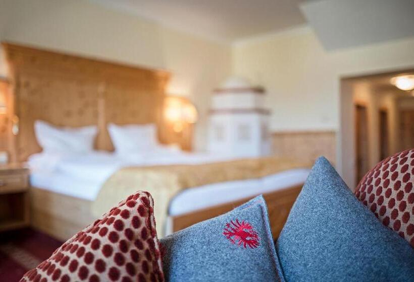 Полулюкс, Vier Jahreszeiten Wellnessresort Achensee