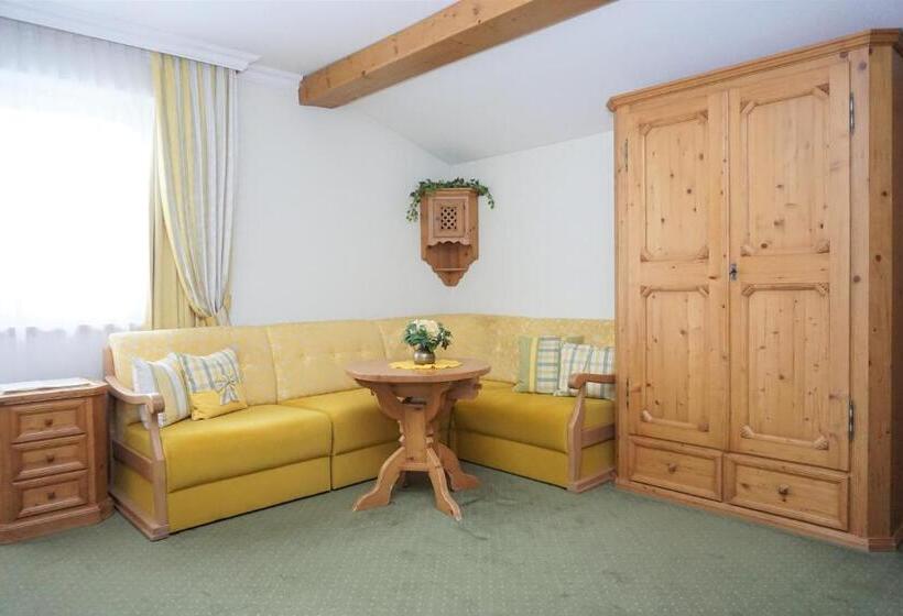 Номер Стандарт с Балконом, Landhaus Achental