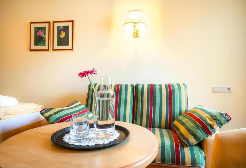 Family Suite, Matschner