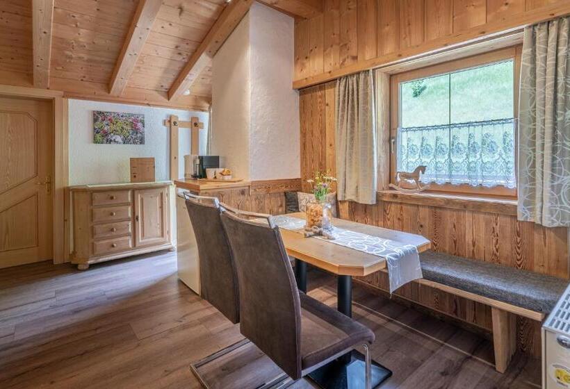Семейный Номер Вид на Горы, Der Ortnerhof   Hotel & Reiterhof