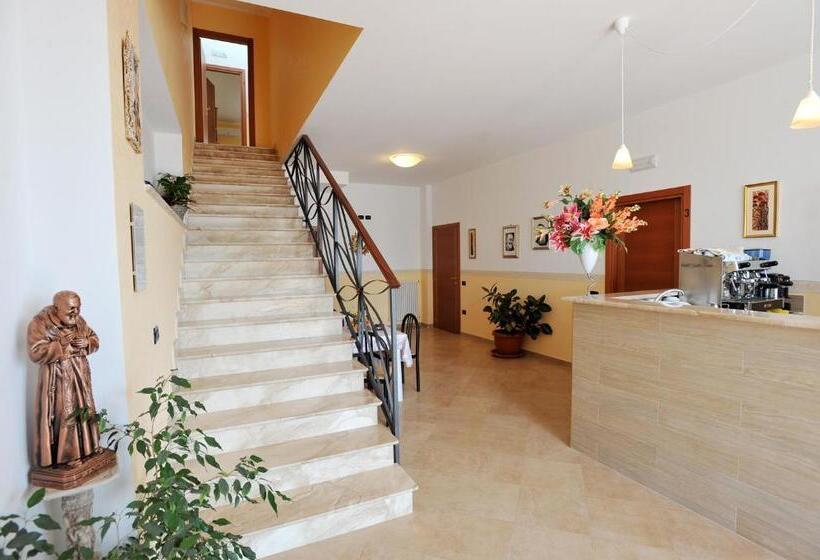 Quarto Triplo Estandar, B&b Casa Augello