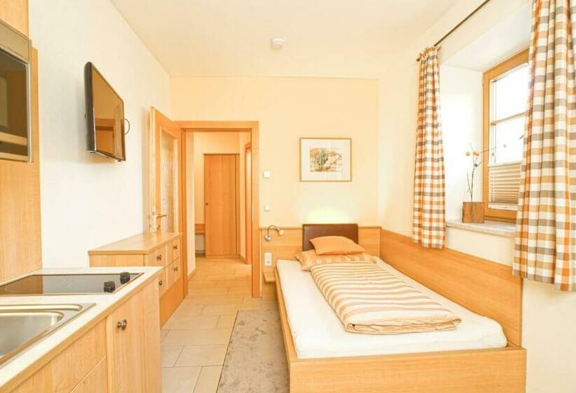 Номер Стандарт Индивидуальный, Bauernhofpension Herzog Zu Laah