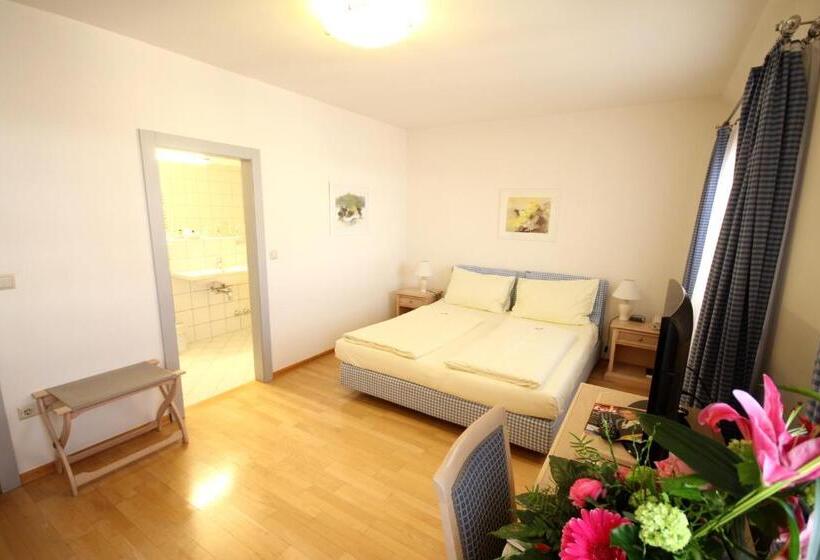 스탠다드 룸, Carinthia Stadt