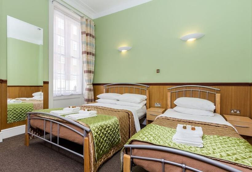 Номер Стандарт Трехместный, Gower House