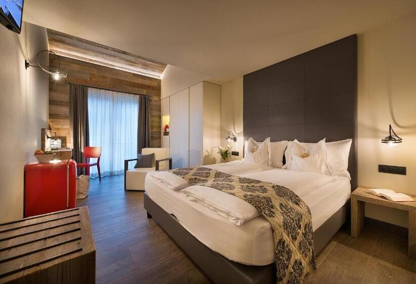 اتاق سوپریور سه تخته, Sporting Family Hospitality