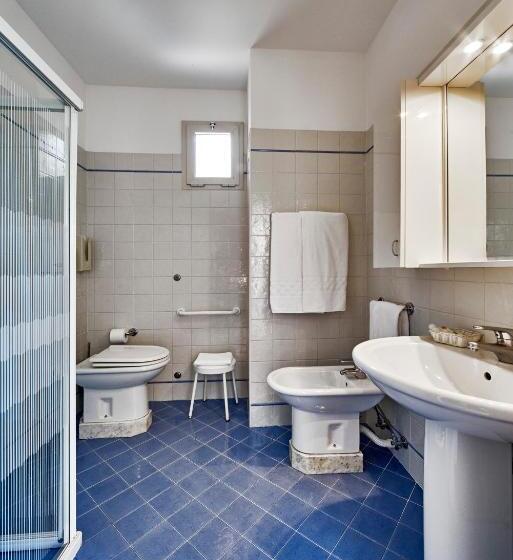 Четырехместный Номер Стандарт, Palace Hotel Regina
