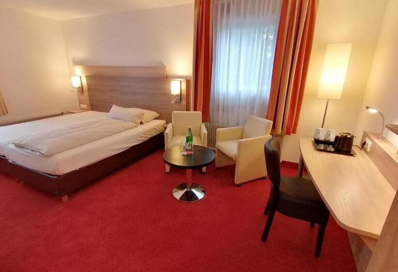 Номер Стандарт, Montana Hotel Mönchengladbach