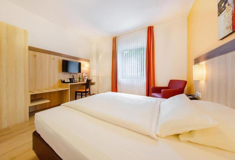 Номер Стандарт, Montana Hotel Mönchengladbach
