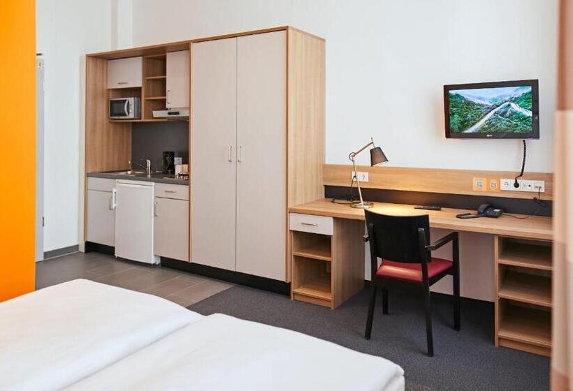 Номер Стандарт, Townhouse Dusseldorf
