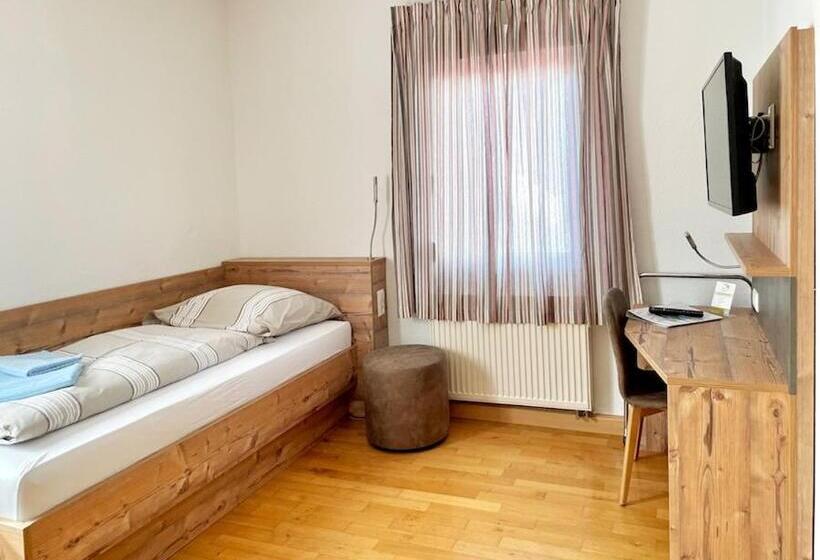 اتاق استاندارد یک نفره, Gasthof Rebstock