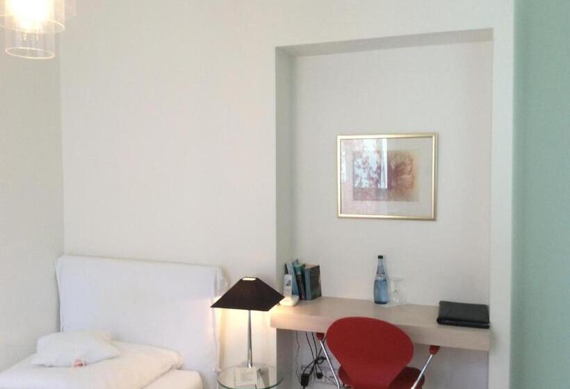 Номер Стандарт, Heidelberg Astoria