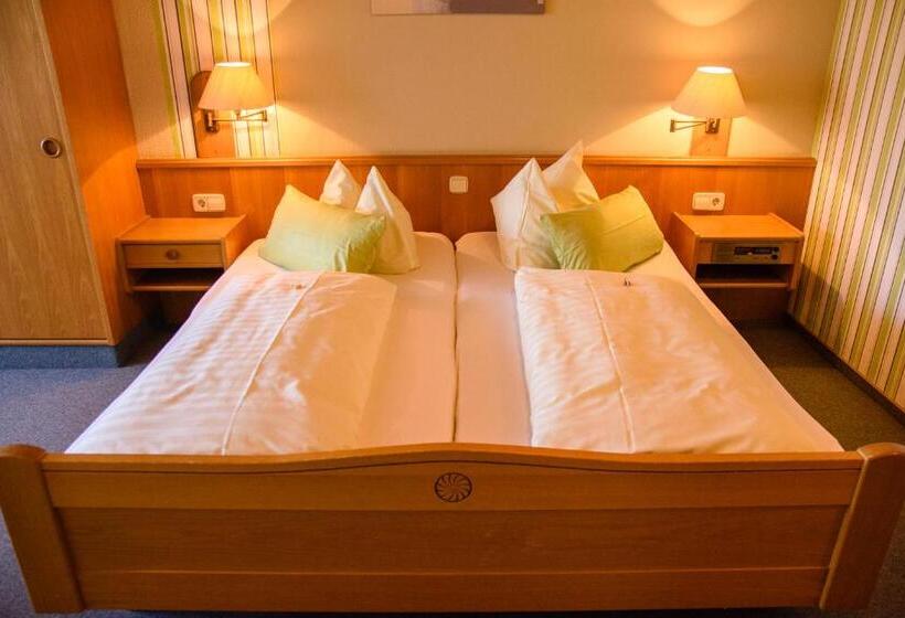 Номер Стандарт, Landhotel Henkenhof Willingen