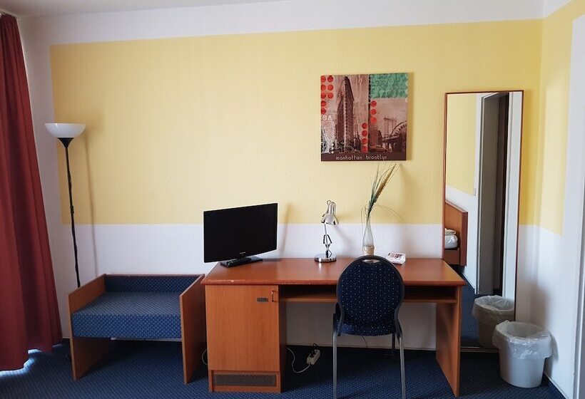 Номер Стандарт Трехместный, Aspire Palais Recklinghausen, Trademark Collection By Wyndham