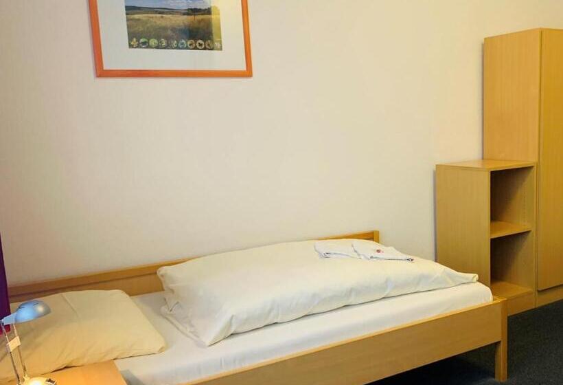 Quarto Estandar Individual, Akademiehotel Jena
