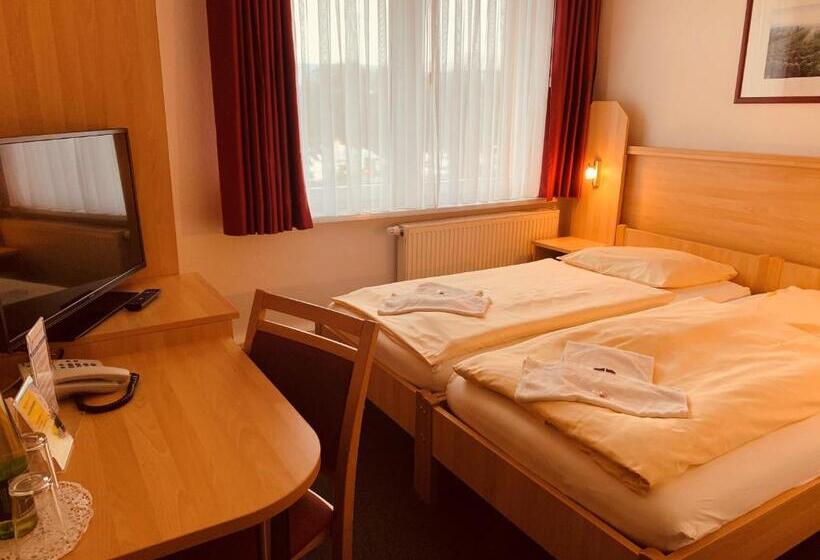 Номер Стандарт, Akademiehotel Jena