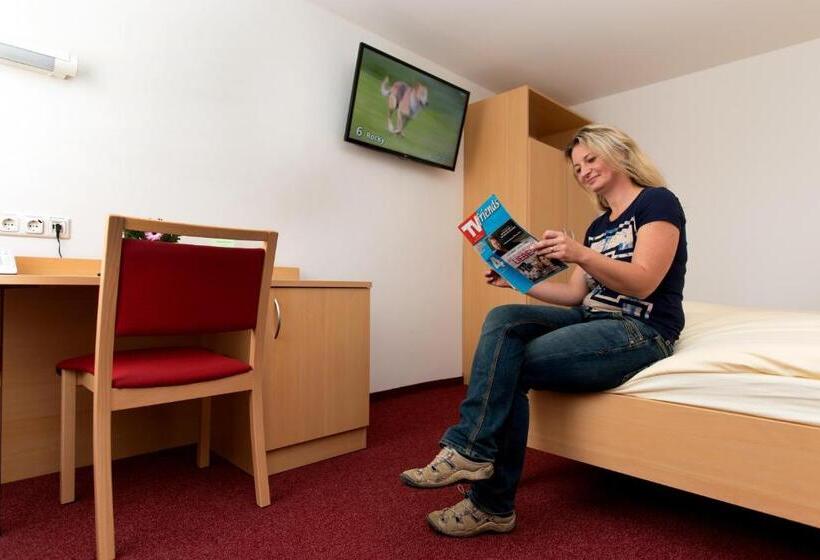 Семейный Номер, Akademiehotel Jena