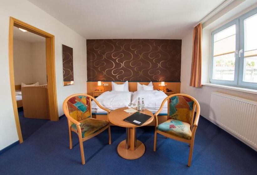 Номер Стандарт Трехместный, B&s Hotel Am Bachhaus