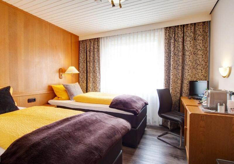 Standard Room, Restaurant Zum Babbelnit