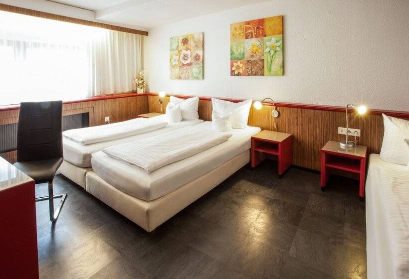 Номер Стандарт Трехместный, Trip Inn Hotel Ariane