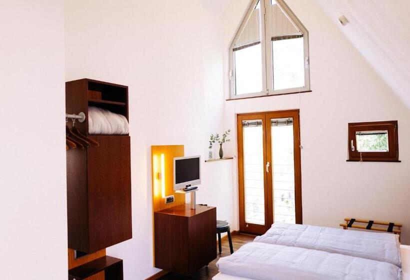 Номер Deluxe с Балконом, Lint Hotel Köln
