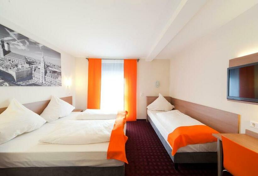 Номер Стандарт Трехместный, Mcdreams Hotel Leipzig