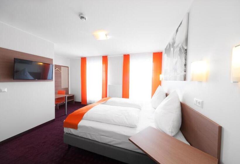 Номер Basic, Mcdreams Hotel Leipzig