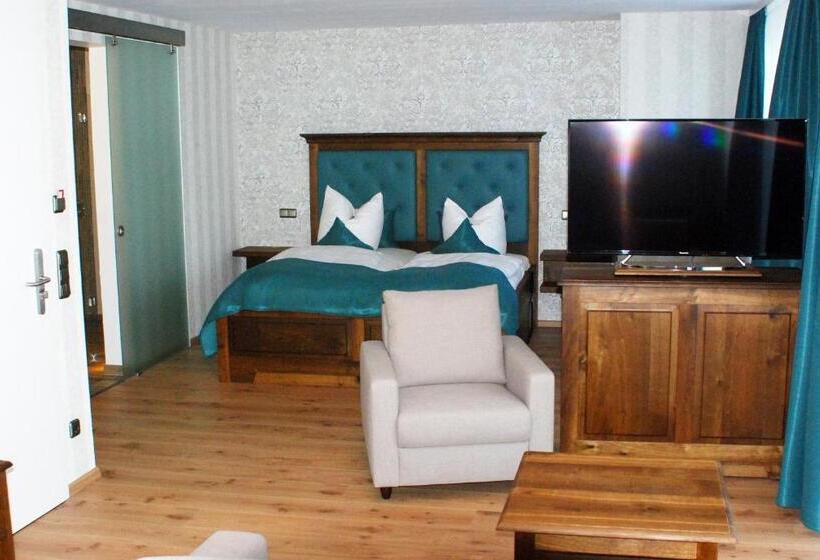 Полулюкс, Rüter S Hotel & Restaurant