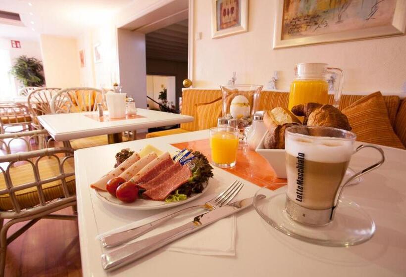 Номер Стандарт Трехместный, Trip Inn Hotel Ariane