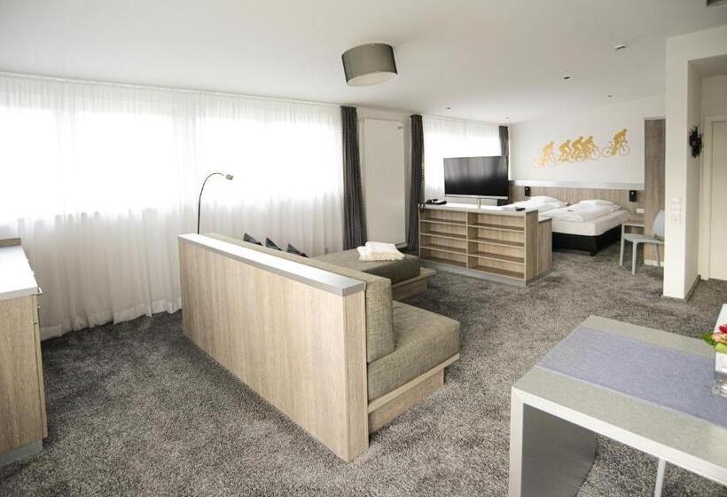 Полулюкс Комфорт, Boutique Hotel Im Weingarten