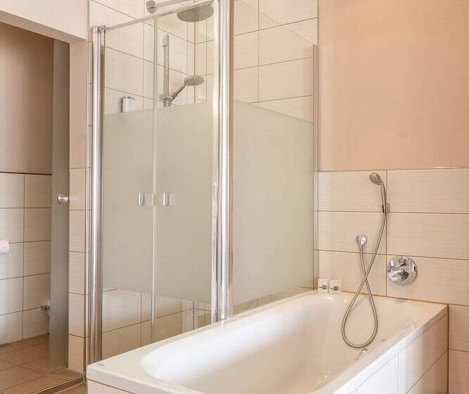 Номер Стандарт с Балконом, Nordseehotel Kröger
