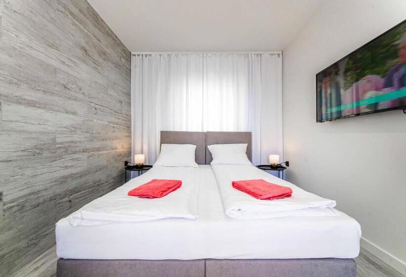 Четырехместный Номер Стандарт Вид на Сад, Wczasowa 8 Apartments