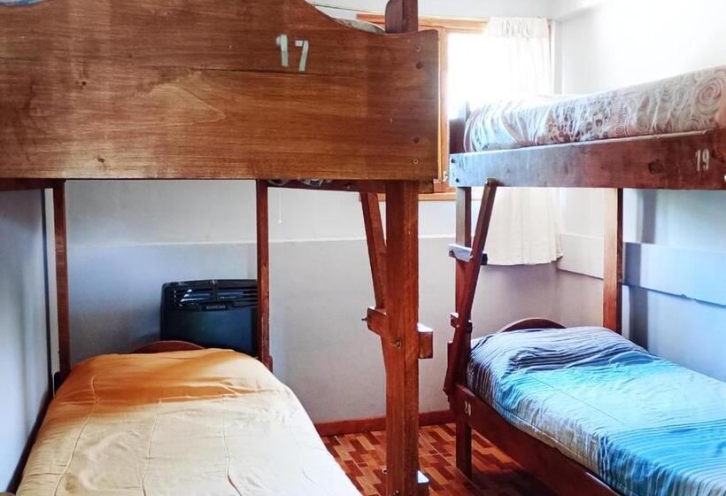 Кровать в Общей Комнате, Corinto Hostel