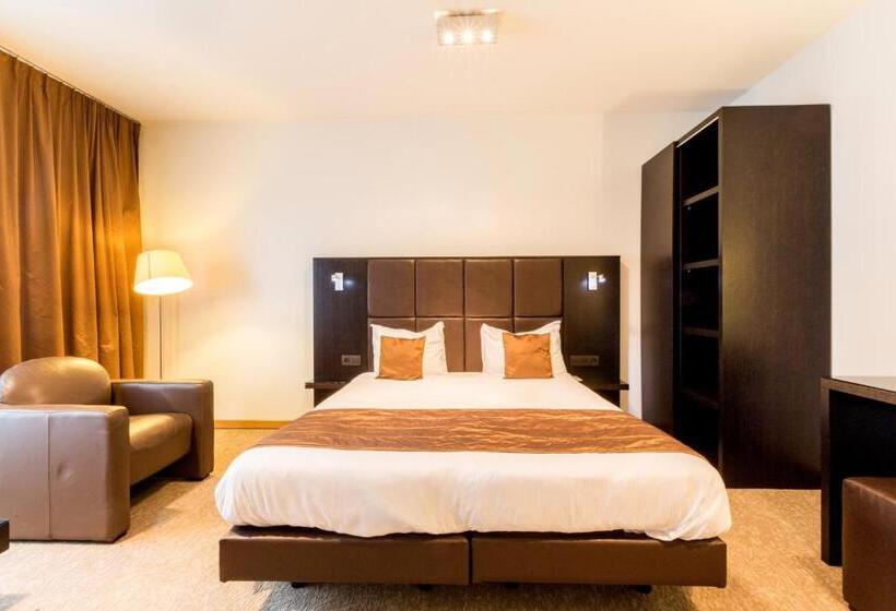 سوییت با چشم‌انداز باغ, Diamant Suites Brussels Eu