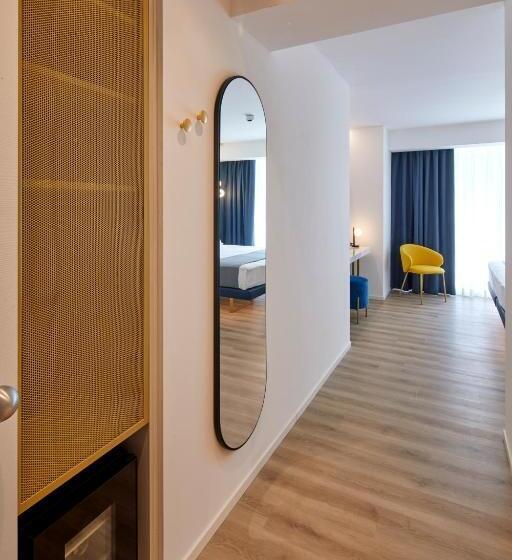 Номер Deluxe Вид на Озеро, Riva Palace
