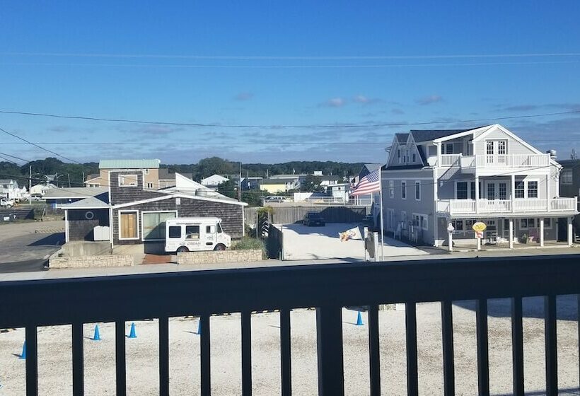 ダブルベッドのスタンダードシングルルーム, Sandcastle Beachfront Inn