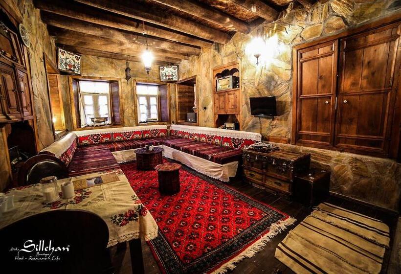 اتاق خانوادگی, Sillehan Boutique