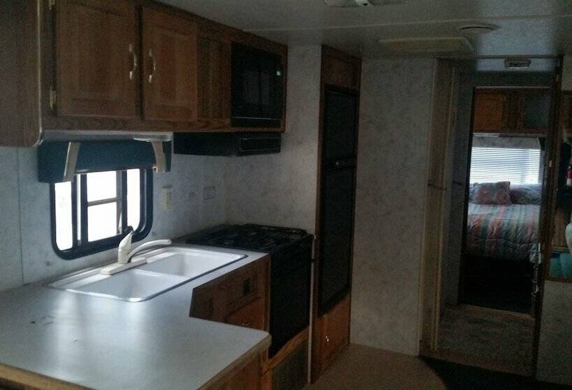 Дом 1 Спальня, Lake Isabella Rv Resort