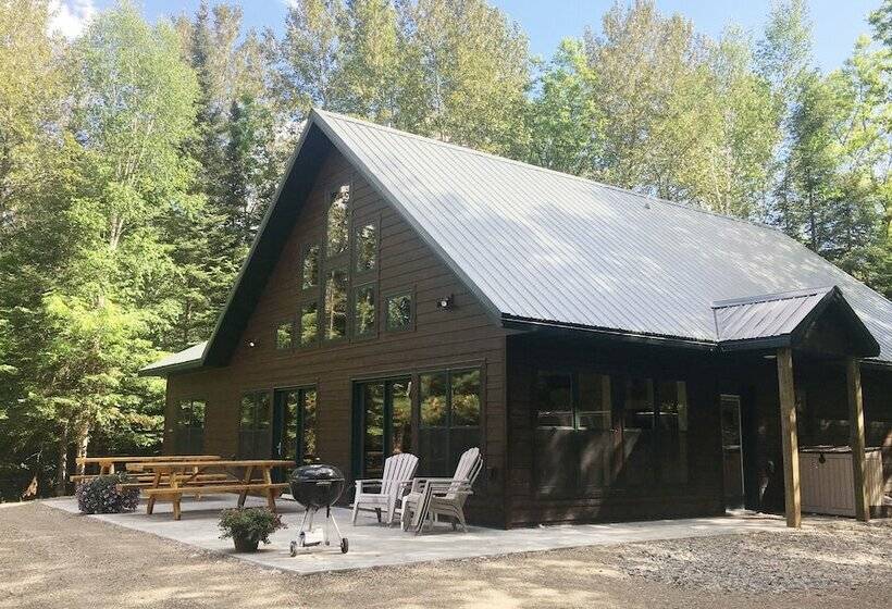 Хижина, Moose Track Adventures Resort
