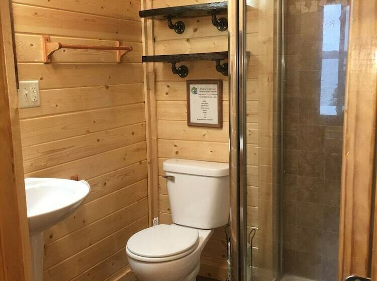 Хижина, Moose Track Adventures Resort