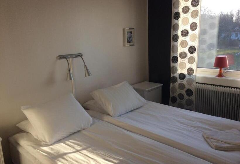 共用浴室的经济型房间, Gamla Bryggeriets B&b