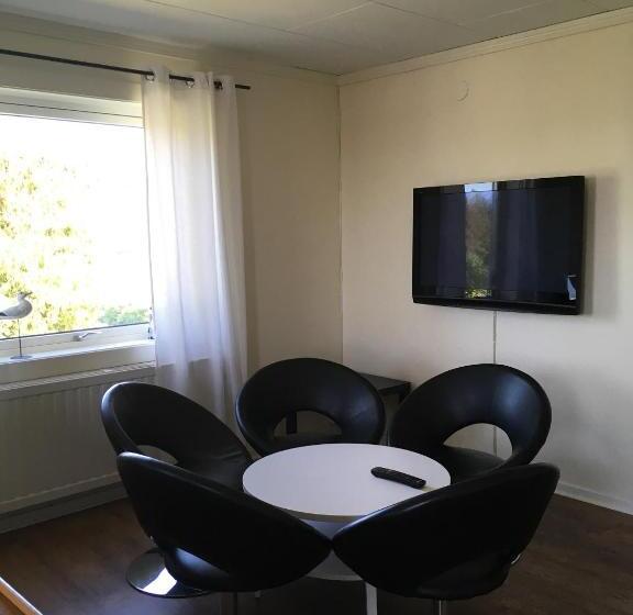 共用浴室的经济型房间, Gamla Bryggeriets B&b