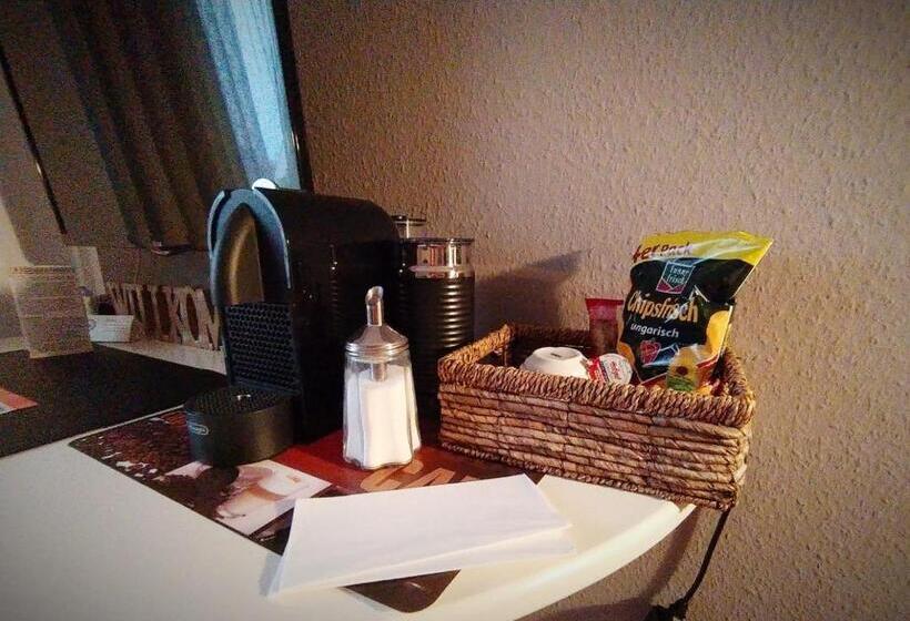 スタンダードルーム, Garni Am Eckernweg