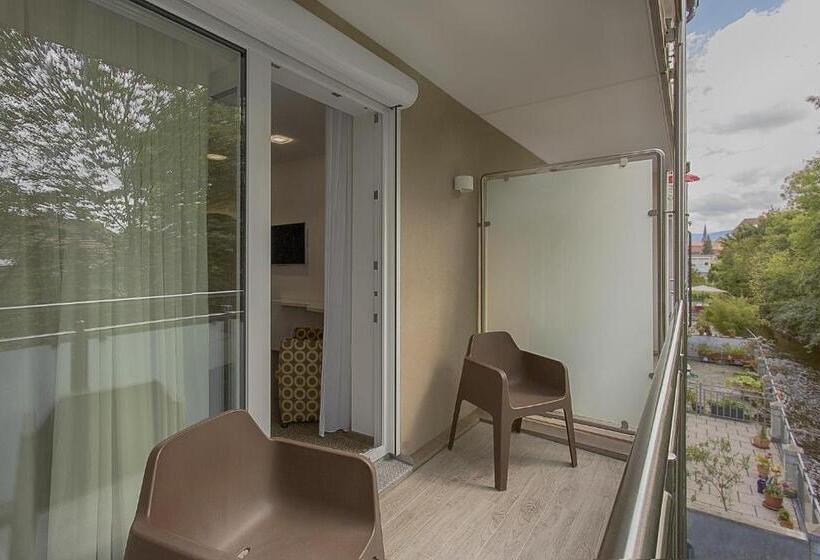 스위트, Taome Feng Shui Stadthotel Breisgau