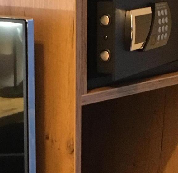 Семейный Номер, Parkhotel Leiser