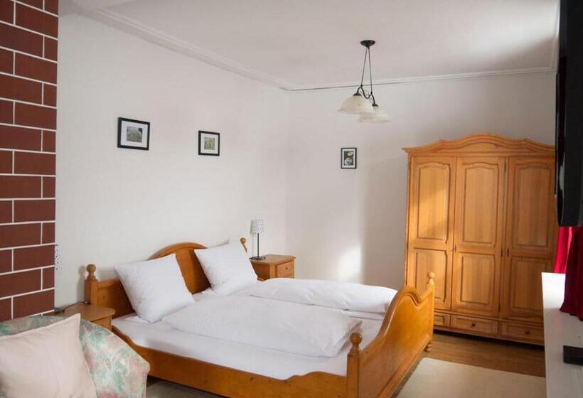 패밀리 룸, B&b Steinasäge