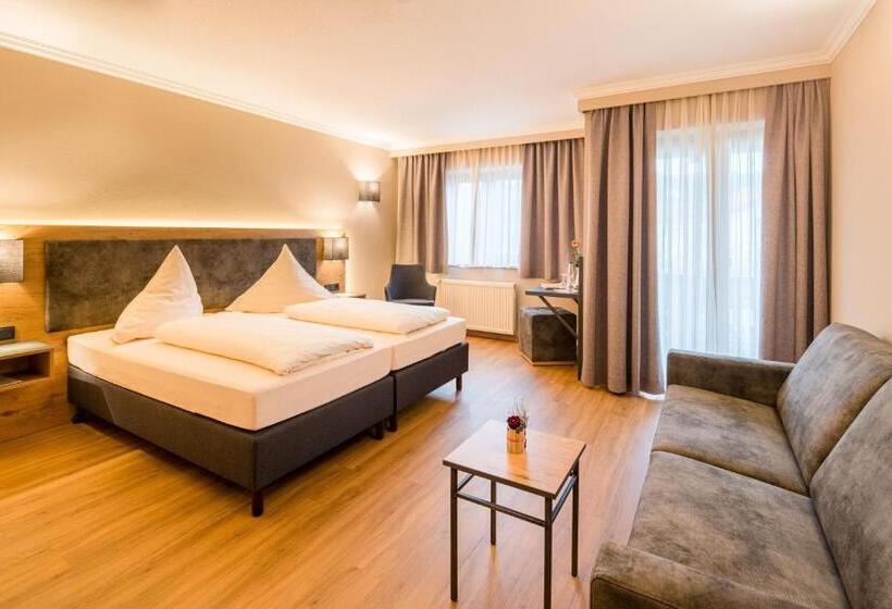 Quarto Triplo Estandar, Gasthof Huber