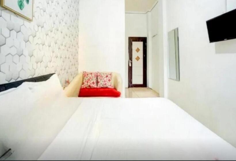 Номер Стандарт, Reddoorz Near Plaza Araya Malang